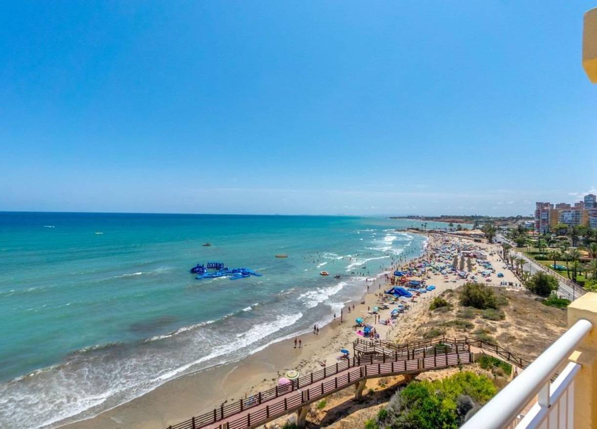 Bestaand - Townhouse / Semi-detached - Orihuela Costa - Campoamor