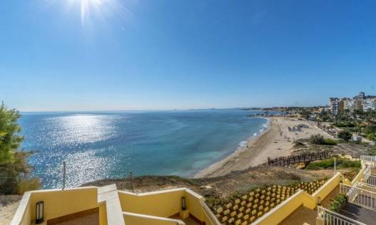 Bestaand - Townhouse / Semi-detached - Orihuela Costa - Campoamor
