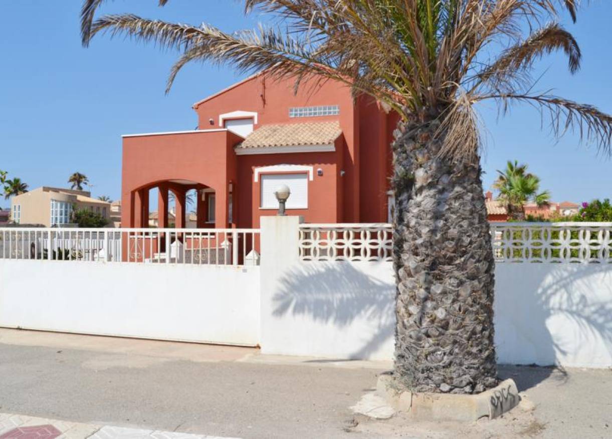 Bestaand - Villa - La Manga del Mar Menor - La Manga