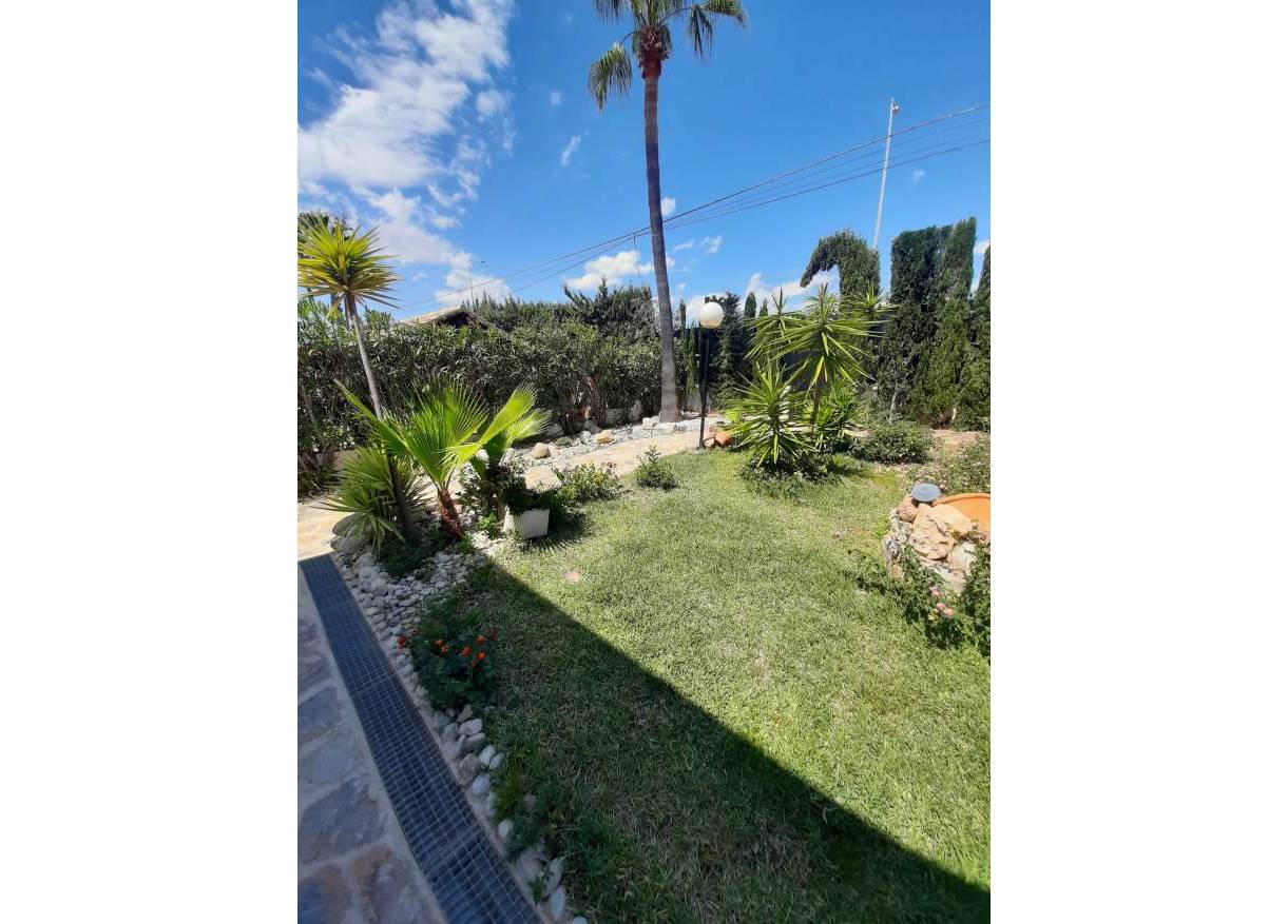 Bestaand - Chalet Independiente - Orihuela Costa