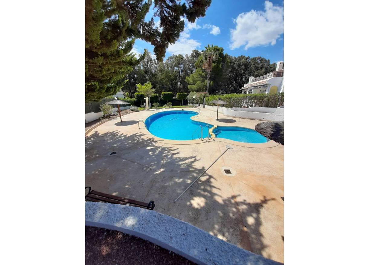 Bestaand - Chalet Independiente - Orihuela Costa