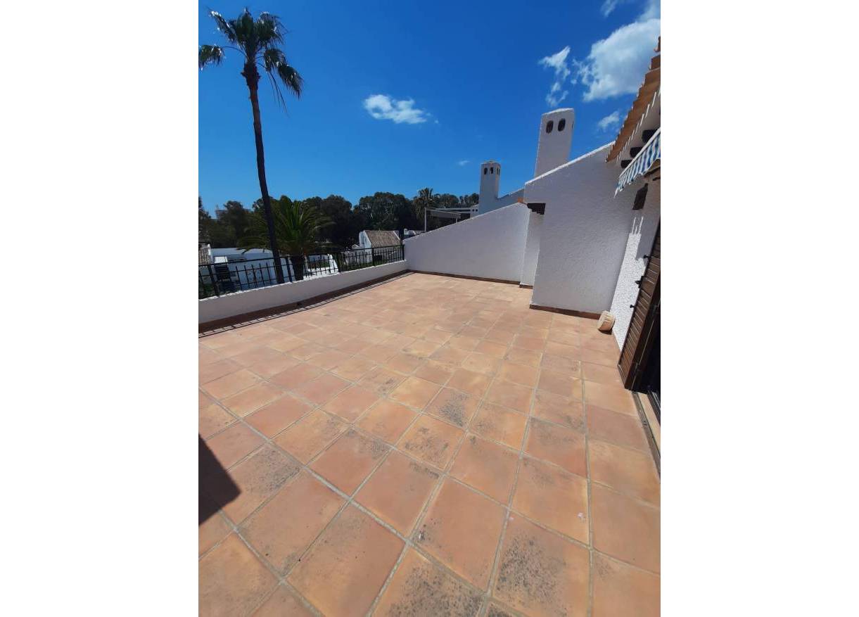 Bestaand - Chalet Independiente - Orihuela Costa