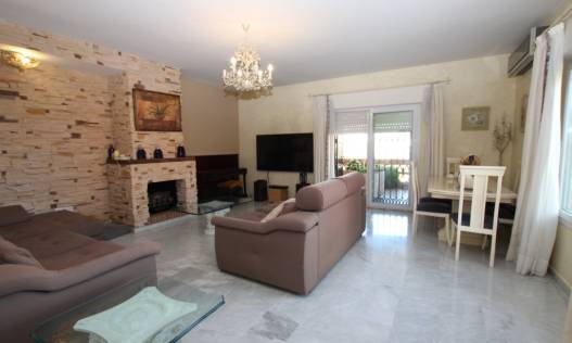 Bestaand - Townhouse / Semi-detached - Marbella - Marbella East