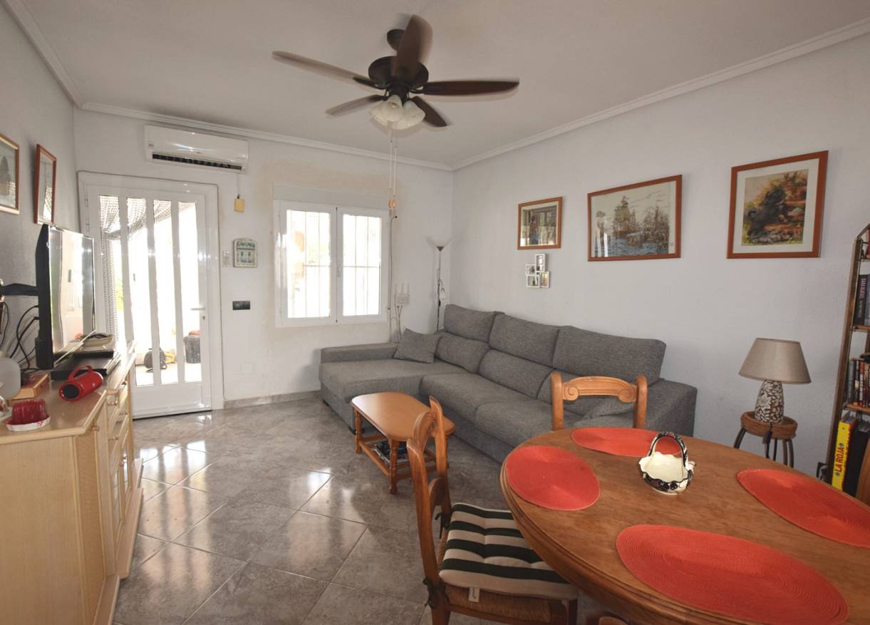Bestaand - Townhouse / Semi-detached - Ciudad Quesada - Upper Quesada