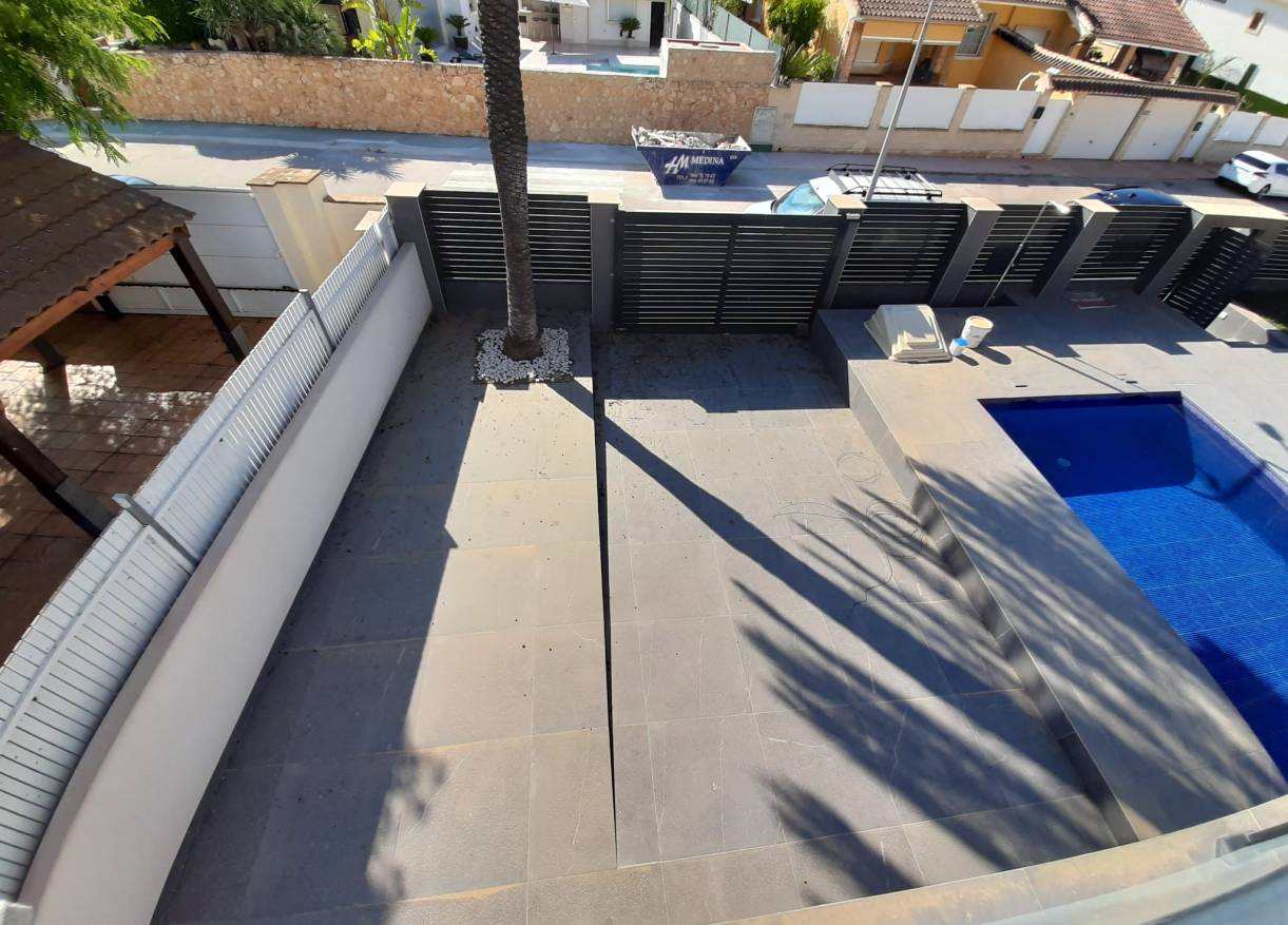 Bestaand - Chalet Independiente - Orihuela Costa