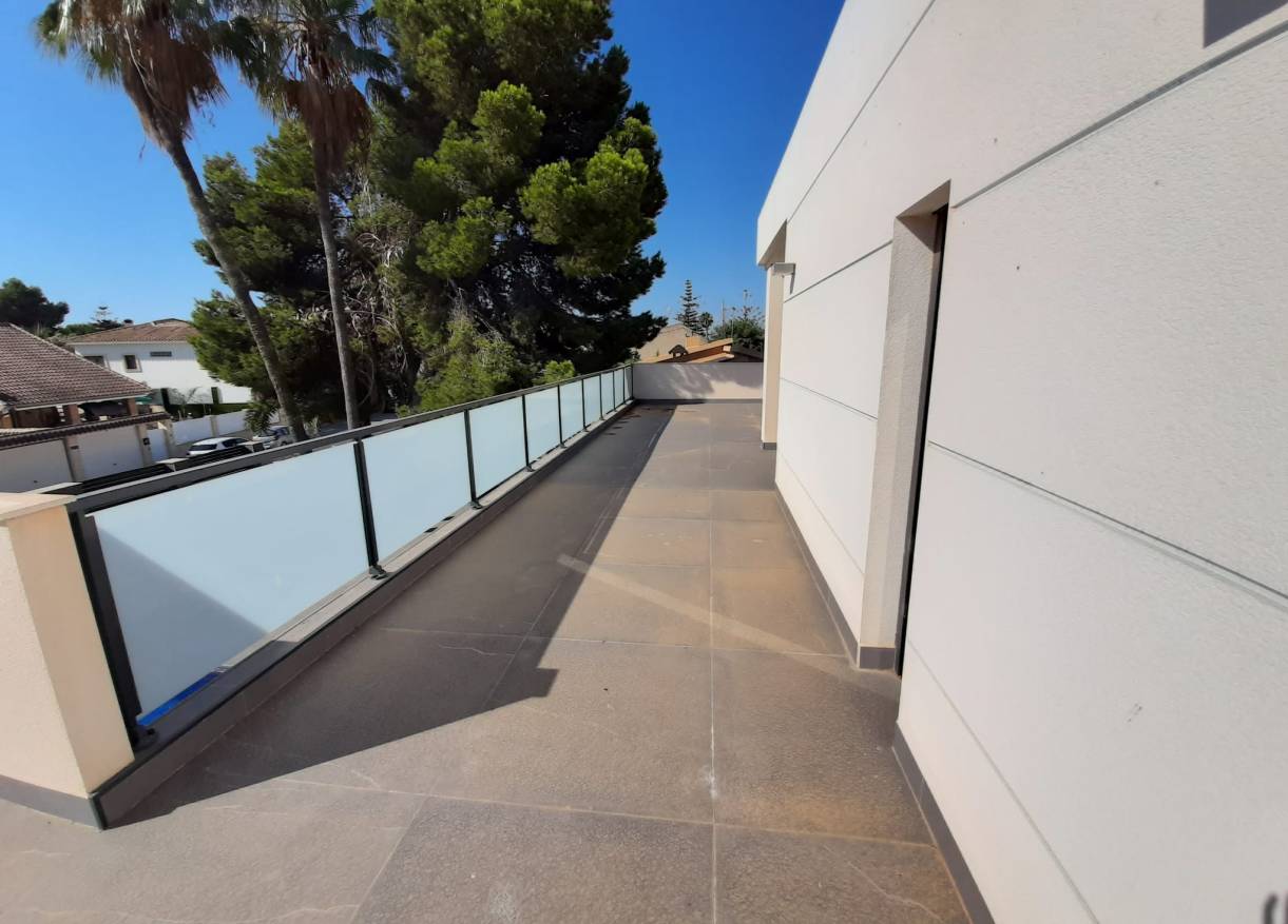 Bestaand - Chalet Independiente - Orihuela Costa