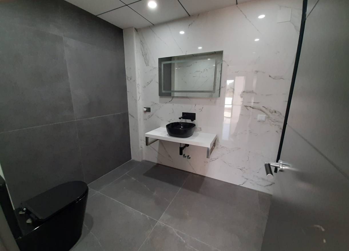 Bestaand - Chalet Independiente - Orihuela Costa