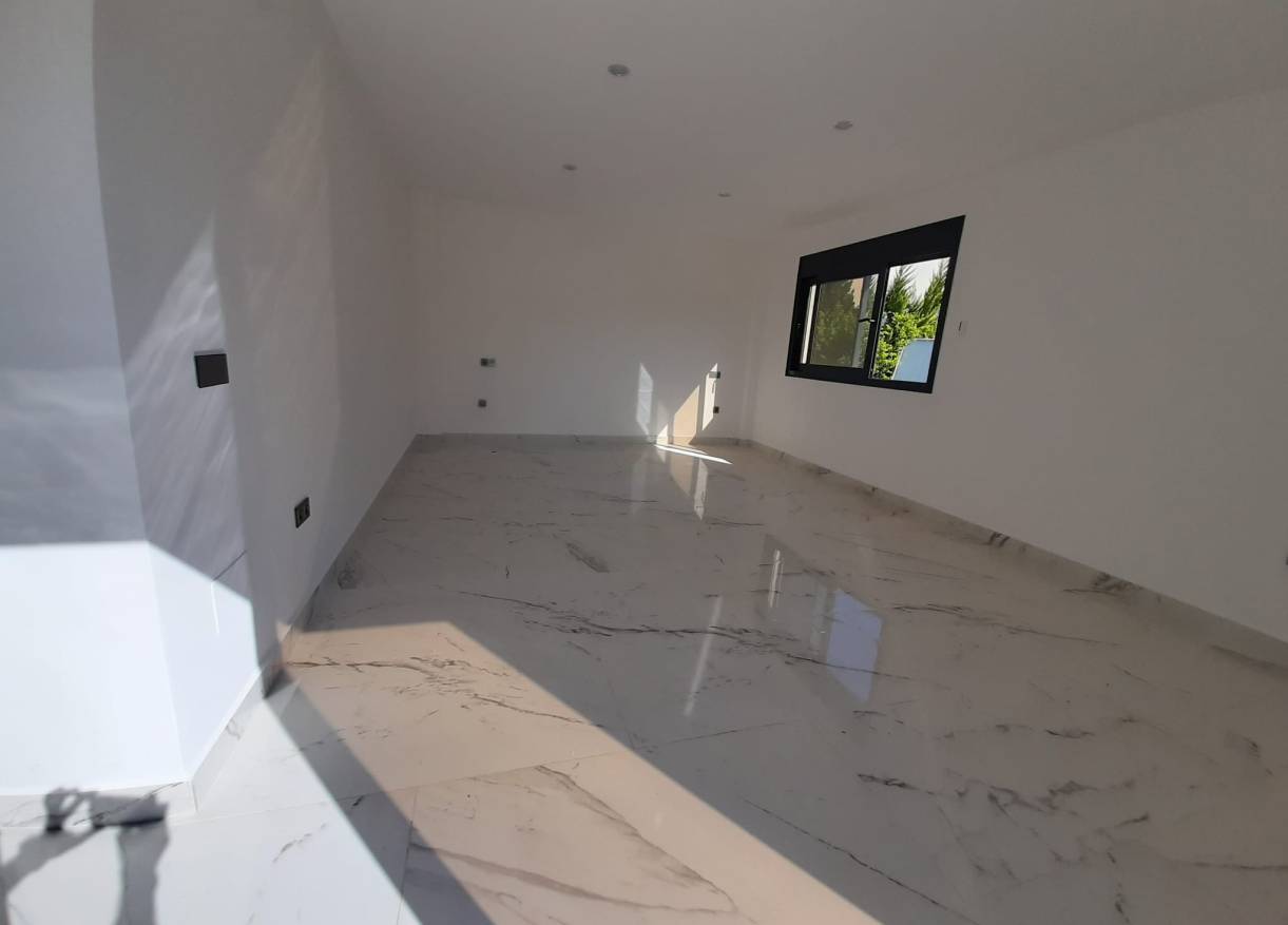 Bestaand - Chalet Independiente - Orihuela Costa