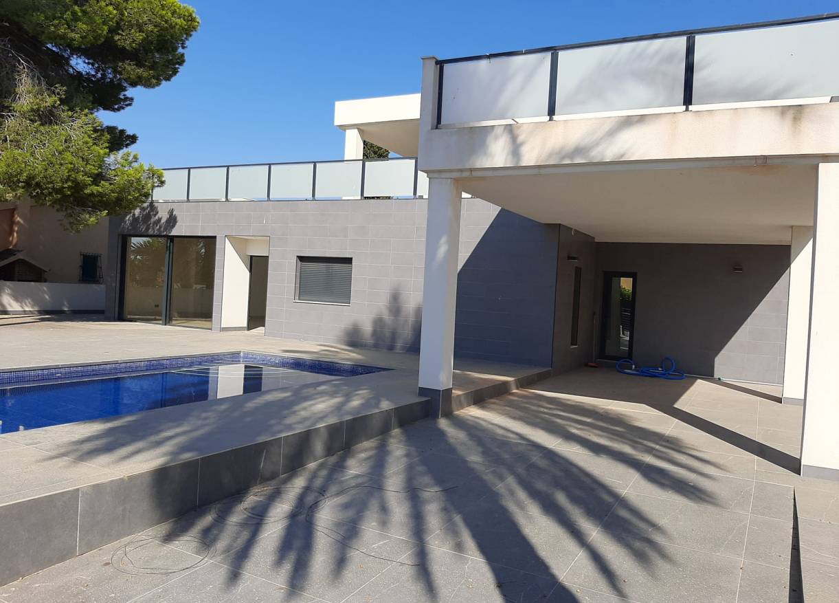 Bestaand - Chalet Independiente - Orihuela Costa