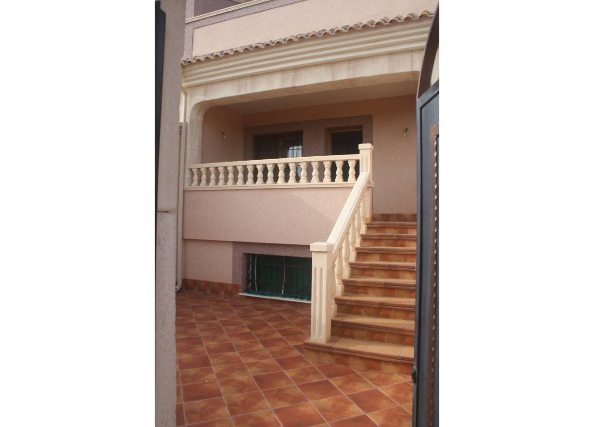 Bestaand - Chalet Adosados - Torrevieja