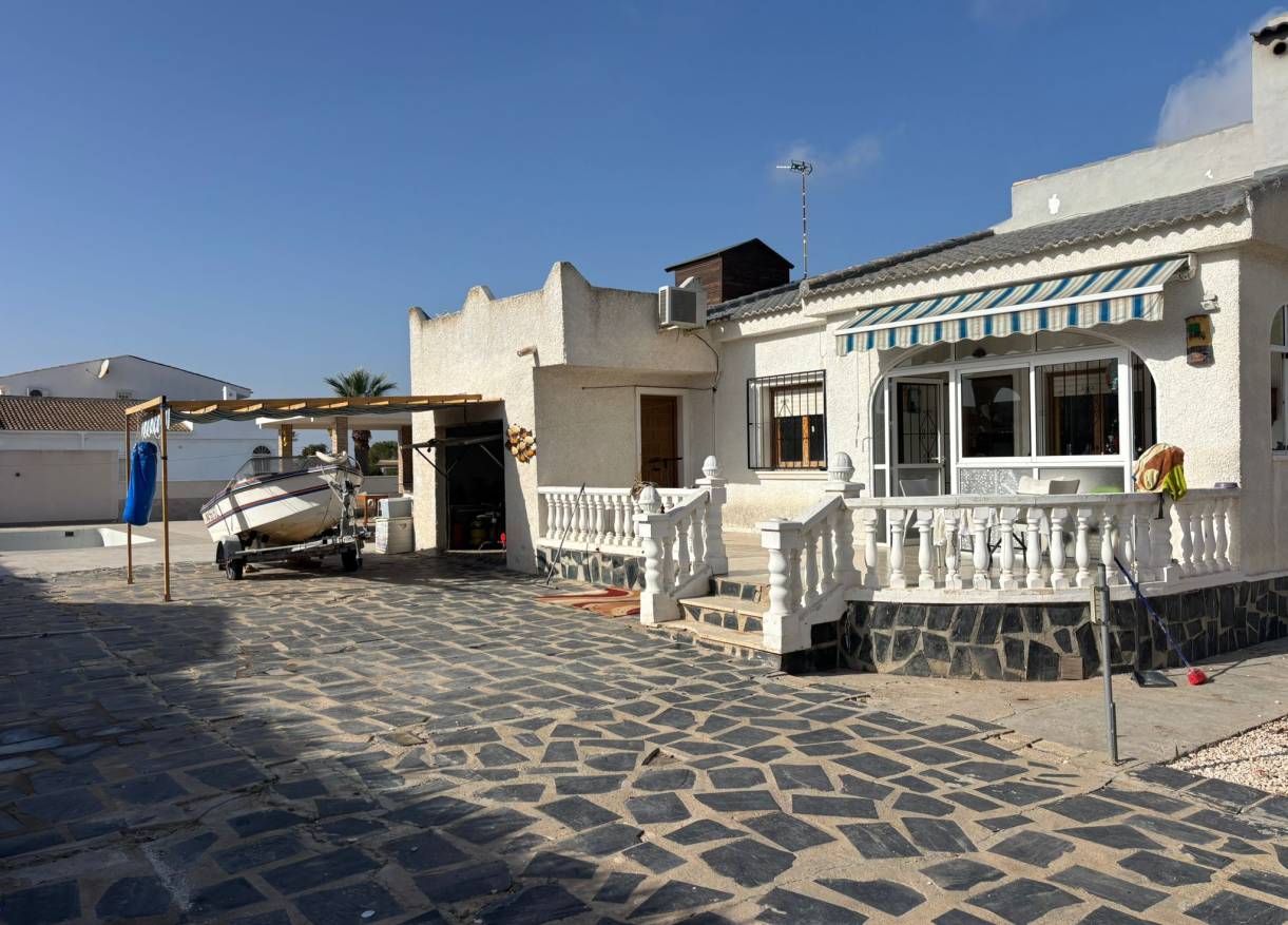 Bestaand - Casa o Chalet Independiente - Torrevieja