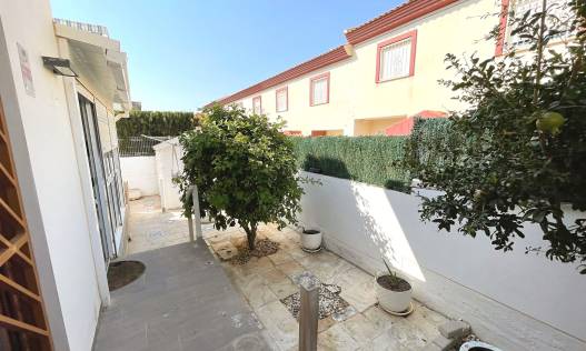 Bestaand - Townhouse / Semi-detached - Ciudad Quesada - Doña Pepa