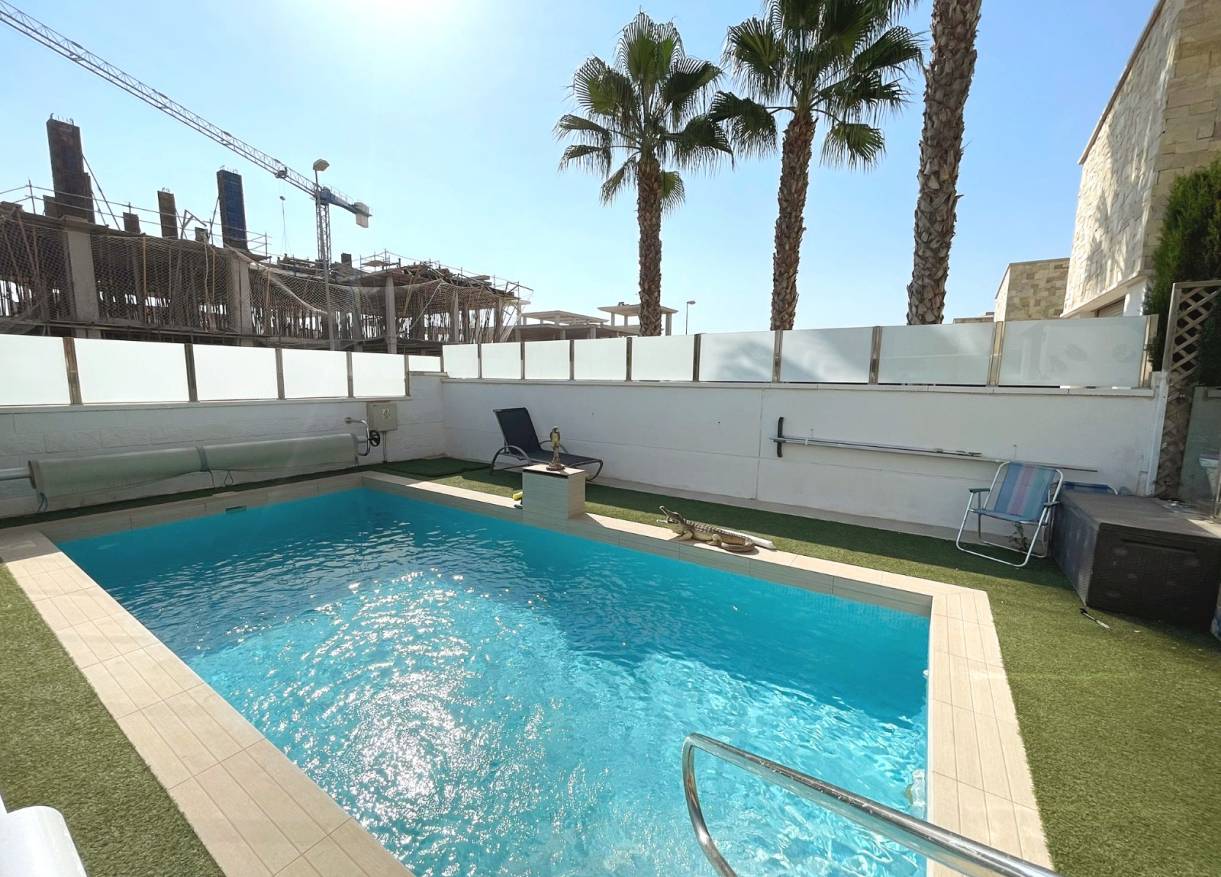 Bestaand - Townhouse / Semi-detached - Ciudad Quesada - Doña Pepa