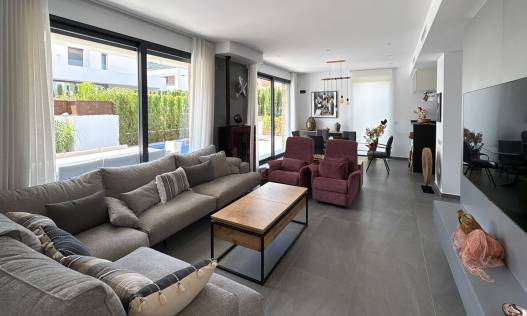 Bestaand - Villa - Denia