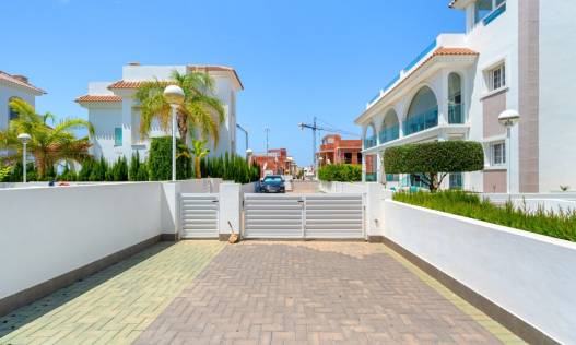 Bestaand - Villa - Ciudad Quesada - Doña Pepa