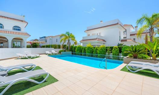Bestaand - Villa - Ciudad Quesada - Doña Pepa