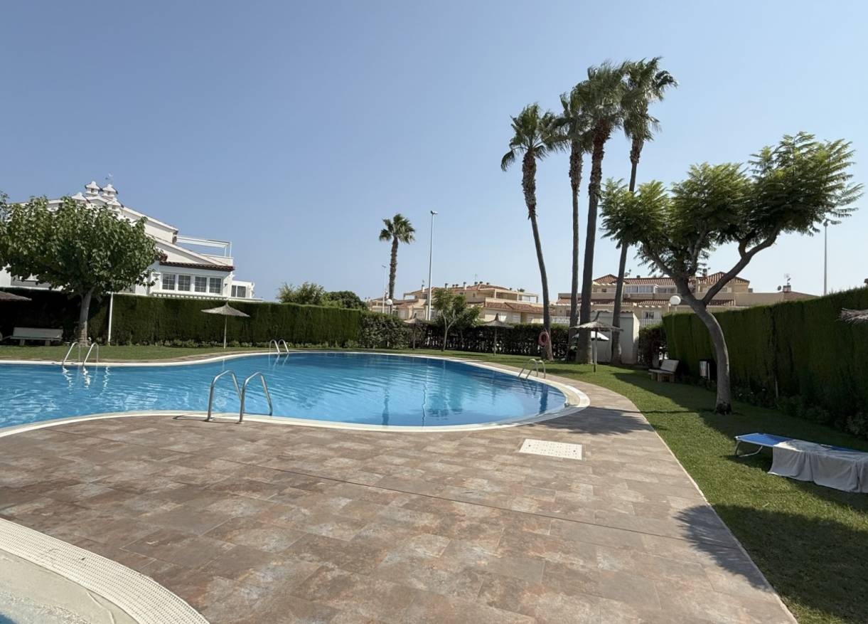 Bestaand - Appartement - Orihuela Costa - La Zenia