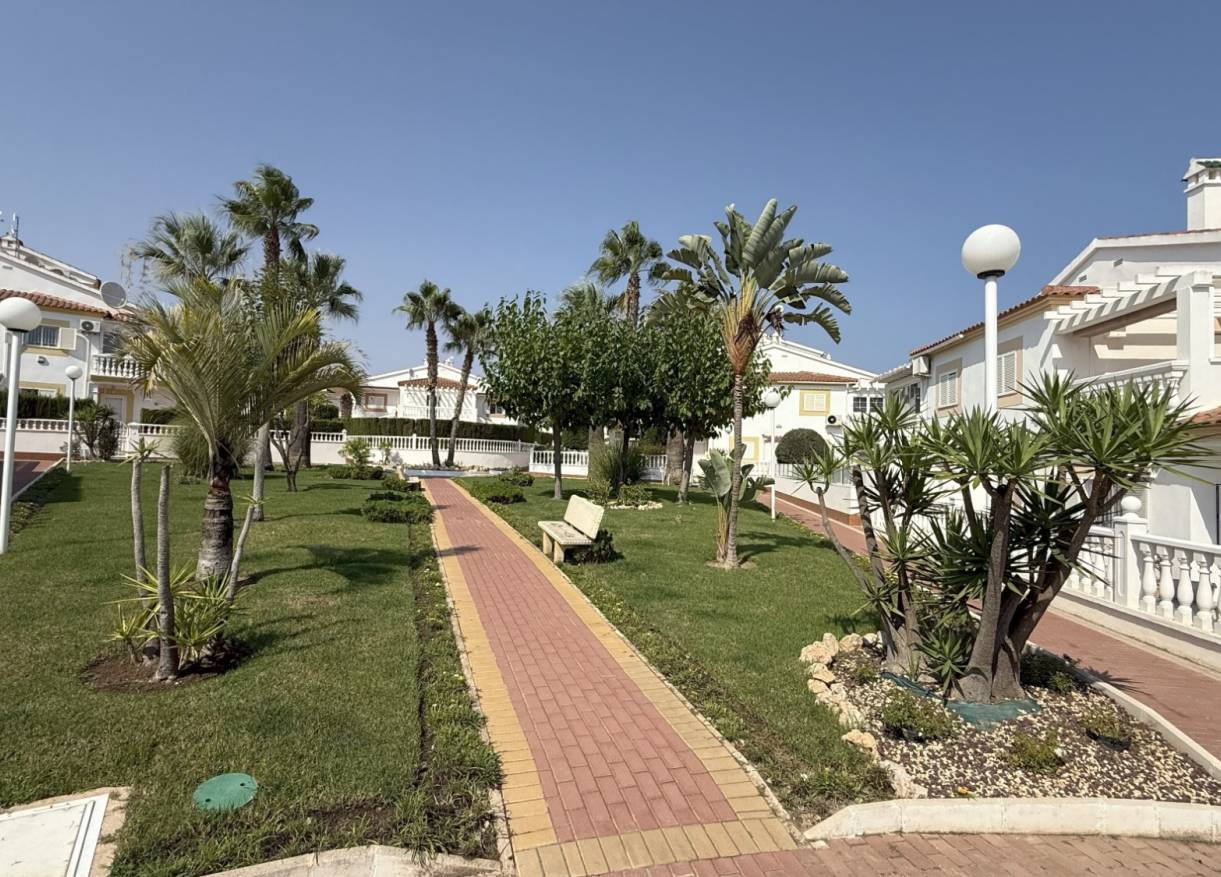 Bestaand - Appartement - Orihuela Costa - La Zenia