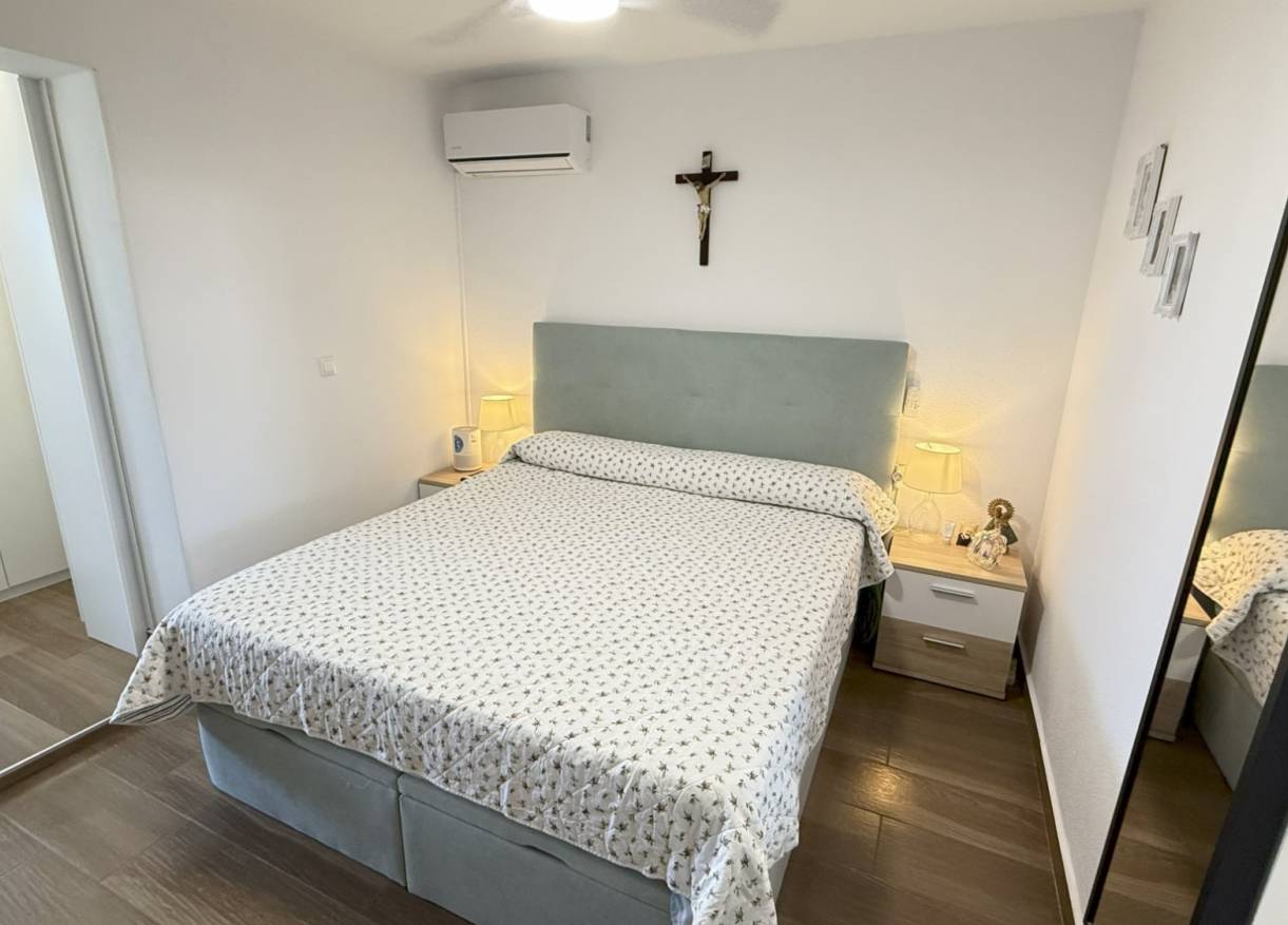 Bestaand - Townhouse / Semi-detached - Orihuela Costa - La Zenia