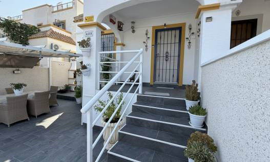 Bestaand - Townhouse / Semi-detached - Orihuela Costa - La Zenia