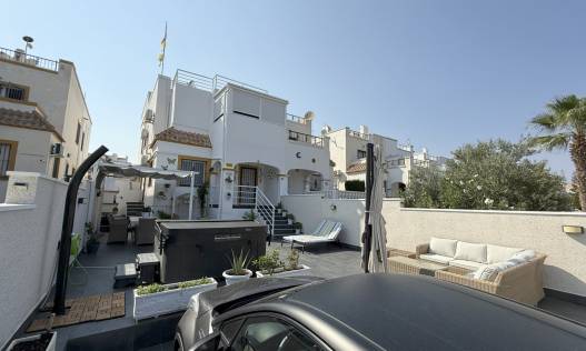 Bestaand - Townhouse / Semi-detached - Orihuela Costa - La Zenia