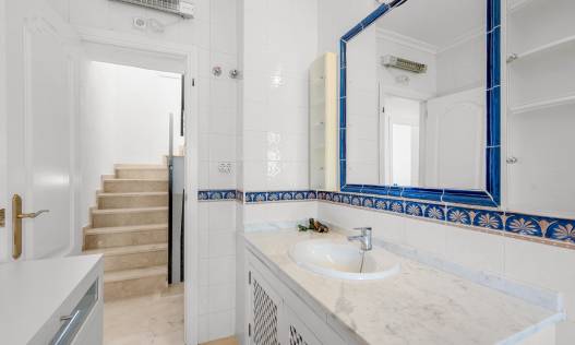 Bestaand - Townhouse / Semi-detached - Orihuela Costa - Los Dolses