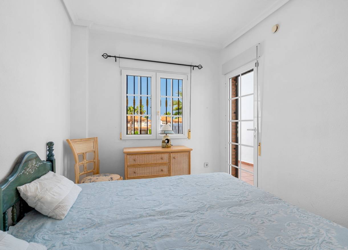 Bestaand - Townhouse / Semi-detached - Orihuela Costa - Los Dolses