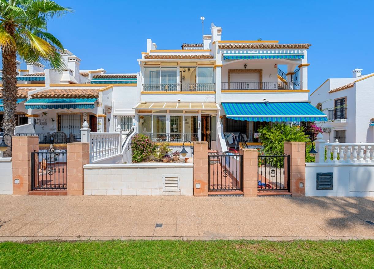 Bestaand - Townhouse / Semi-detached - Orihuela Costa - Los Dolses