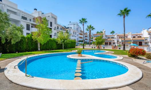Bestaand - Townhouse / Semi-detached - Orihuela Costa - Los Dolses