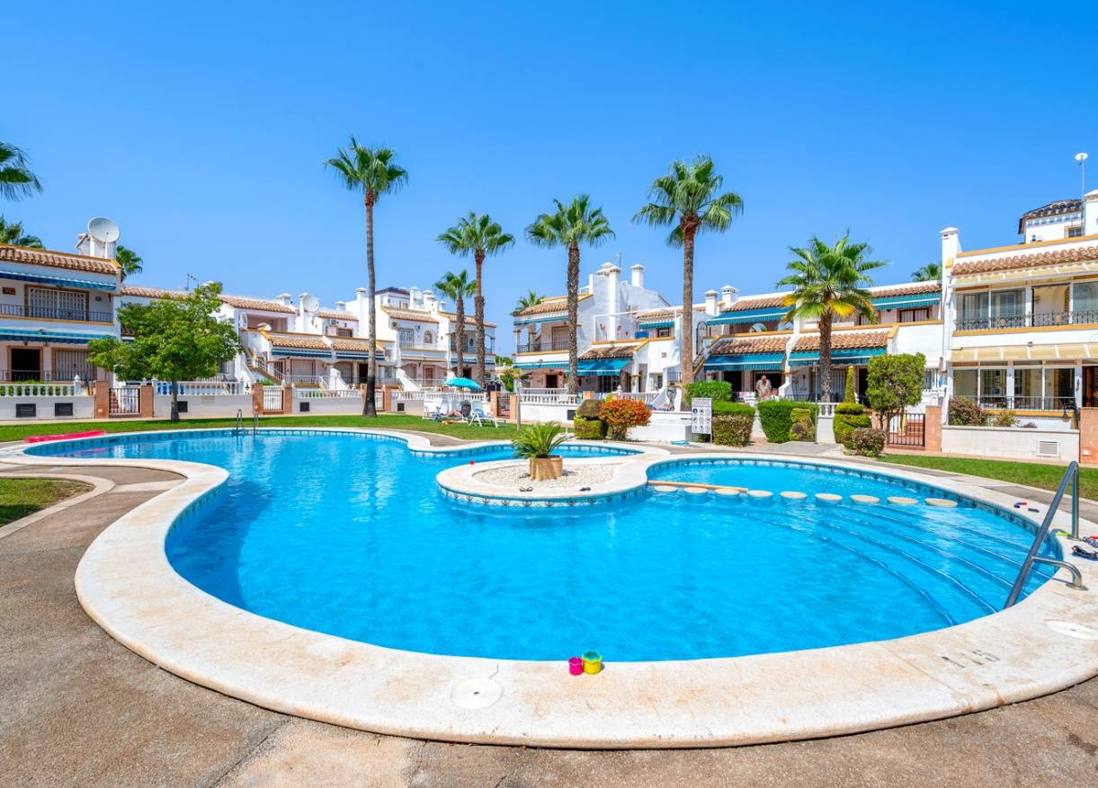 Bestaand - Townhouse / Semi-detached - Orihuela Costa - Los Dolses