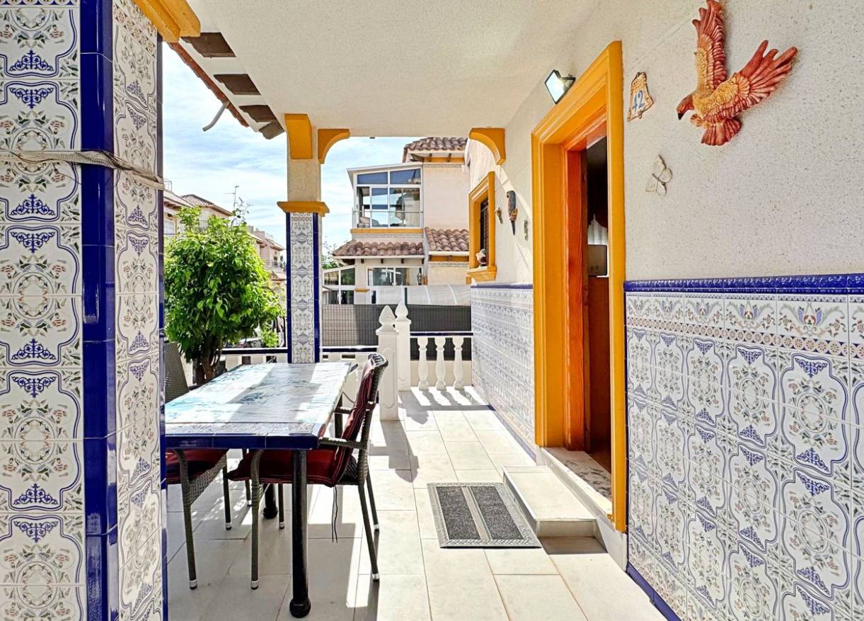 Bestaand - Townhouse / Semi-detached - Orihuela Costa - La Campana