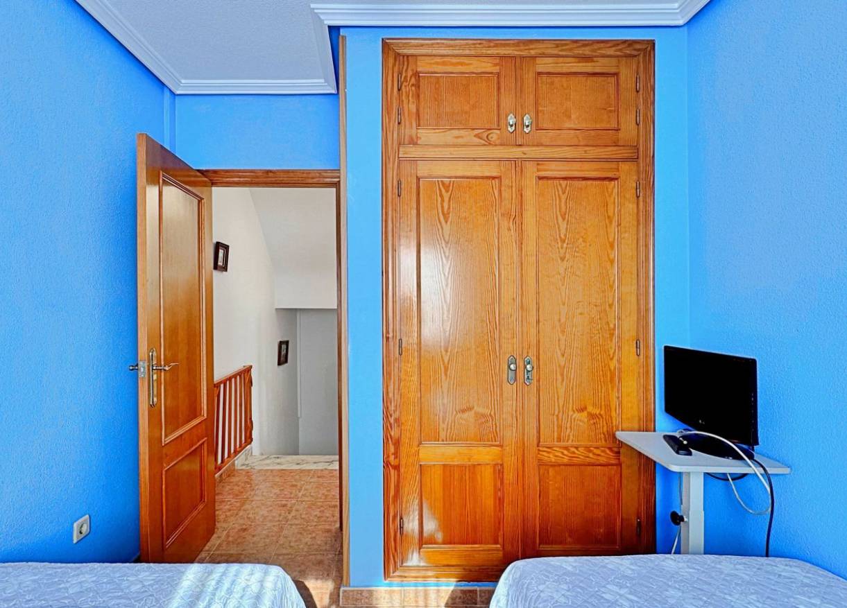 Bestaand - Townhouse / Semi-detached - Orihuela Costa - La Campana