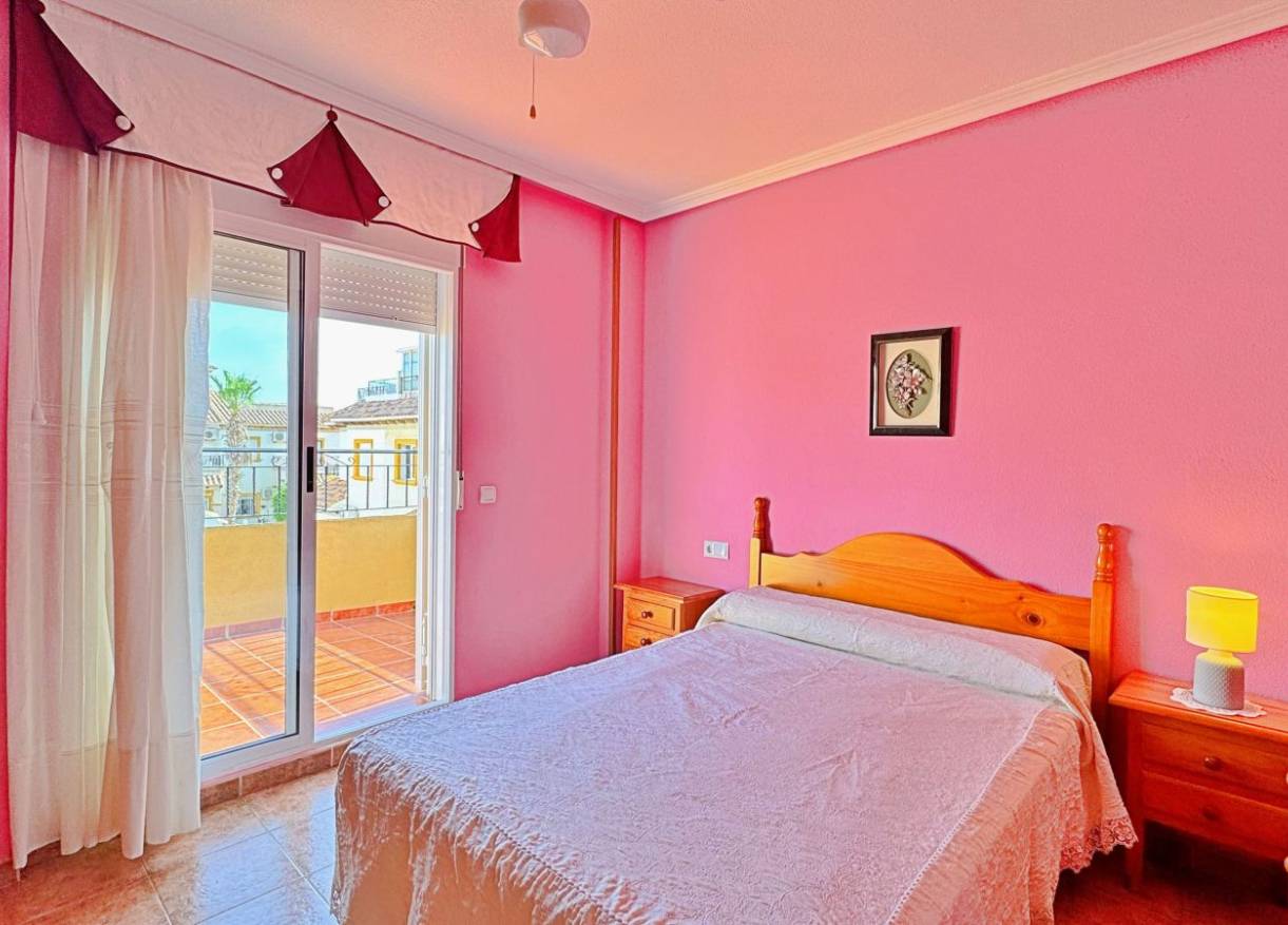 Bestaand - Townhouse / Semi-detached - Orihuela Costa - La Campana