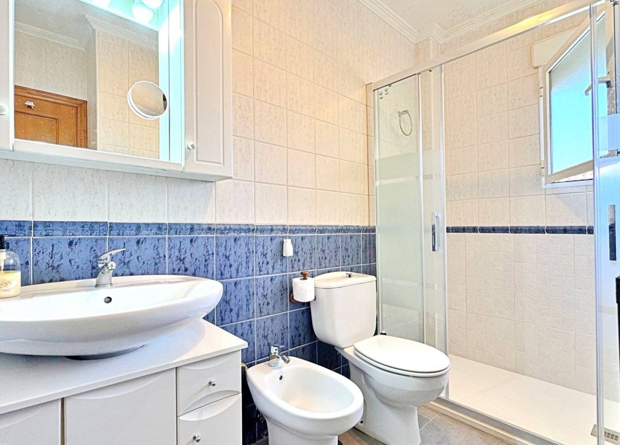 Bestaand - Townhouse / Semi-detached - Orihuela Costa - La Campana