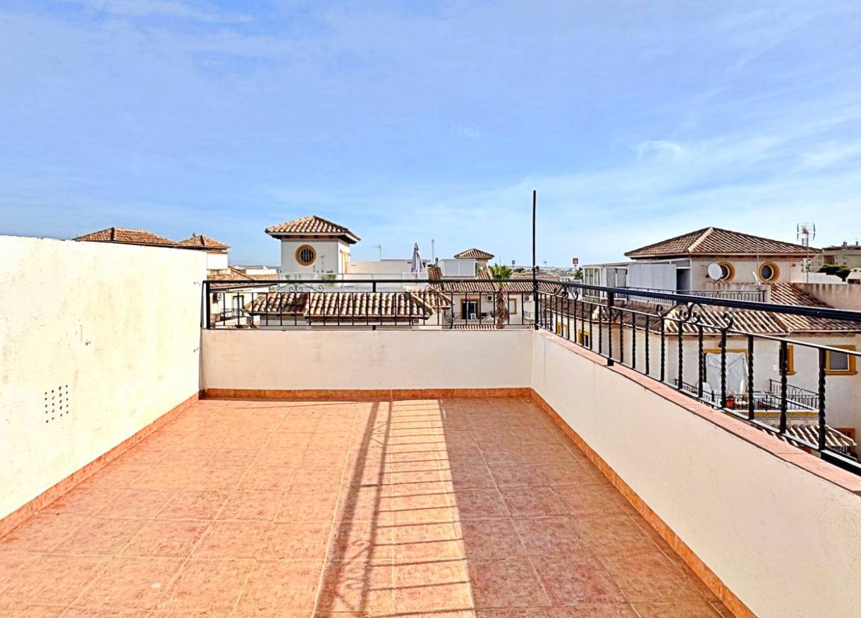 Bestaand - Townhouse / Semi-detached - Orihuela Costa - La Campana