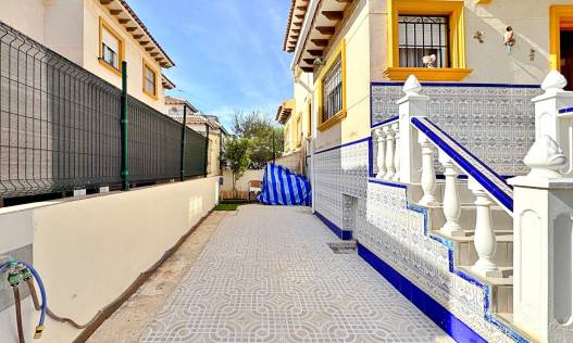 Bestaand - Townhouse / Semi-detached - Orihuela Costa - La Campana