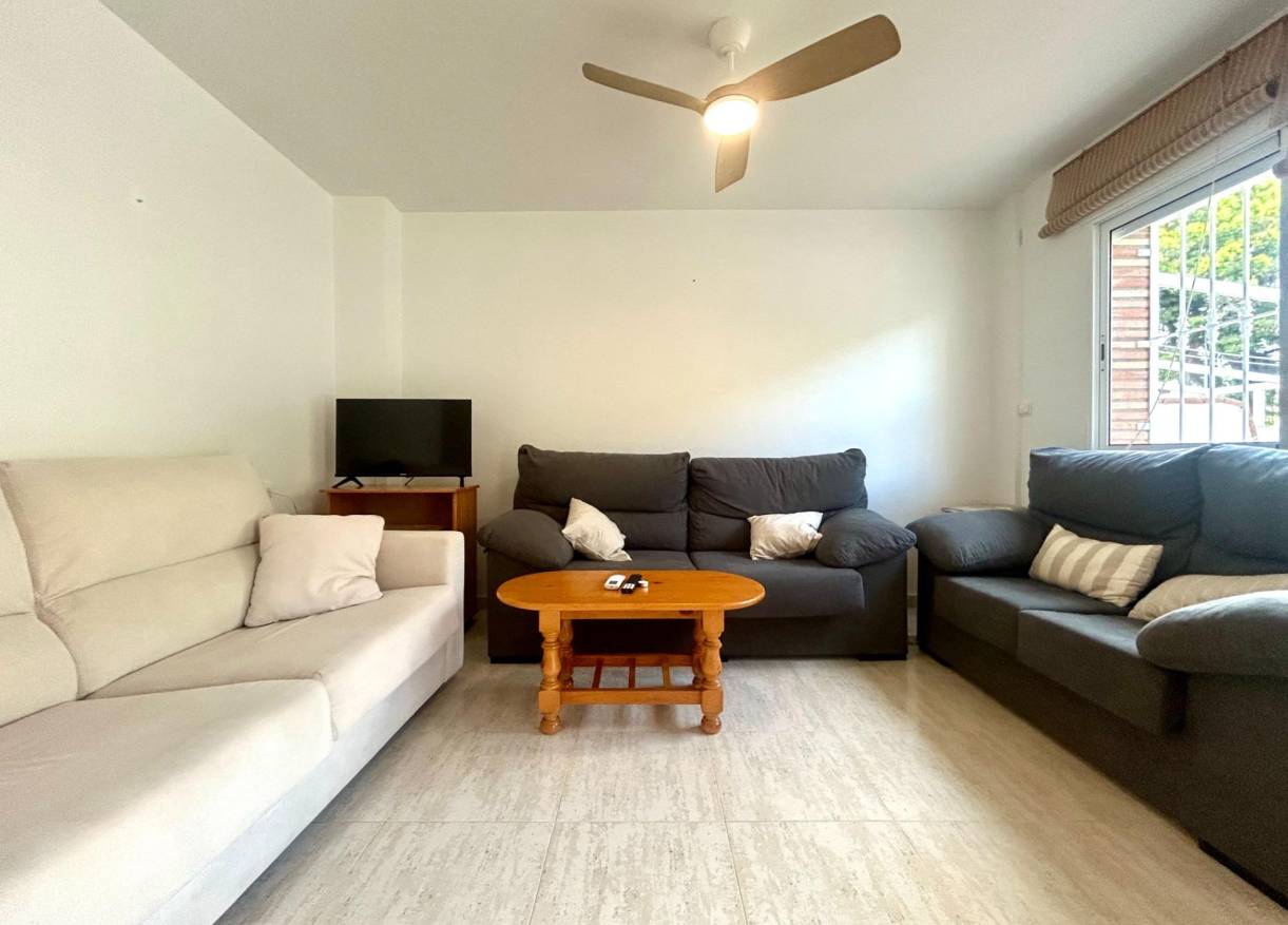 Bestaand - Townhouse / Semi-detached - Orihuela Costa - Campoamor