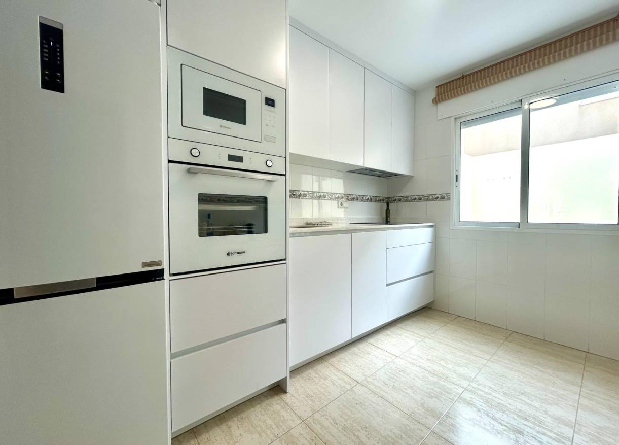 Bestaand - Townhouse / Semi-detached - Orihuela Costa - Campoamor