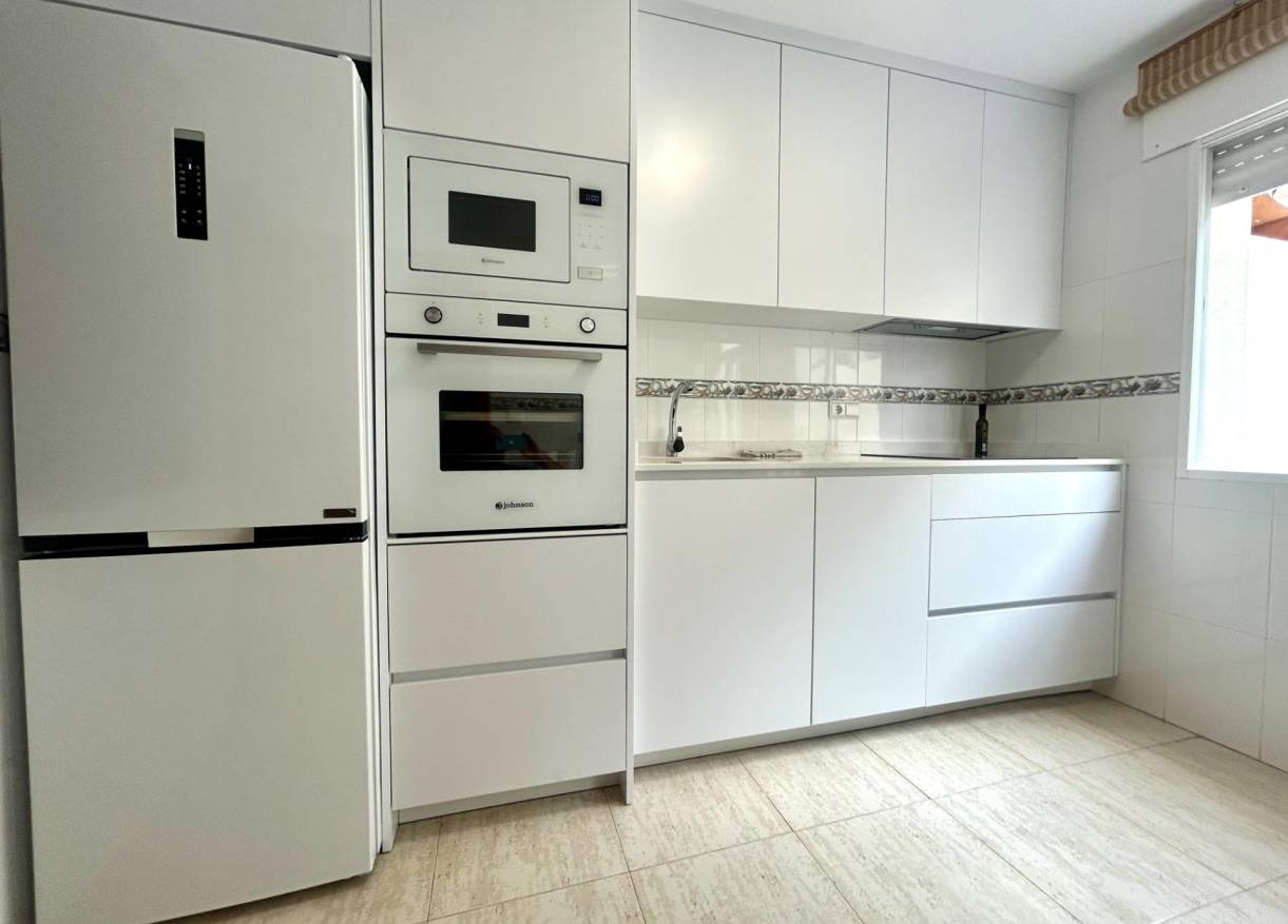 Bestaand - Townhouse / Semi-detached - Orihuela Costa - Campoamor