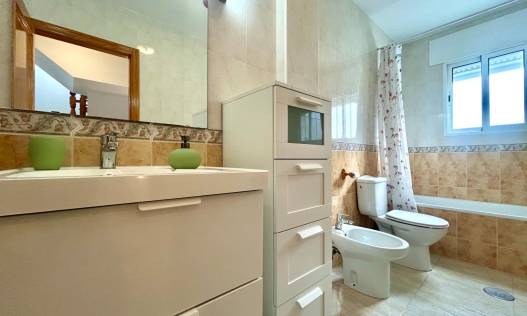 Bestaand - Townhouse / Semi-detached - Orihuela Costa - Campoamor