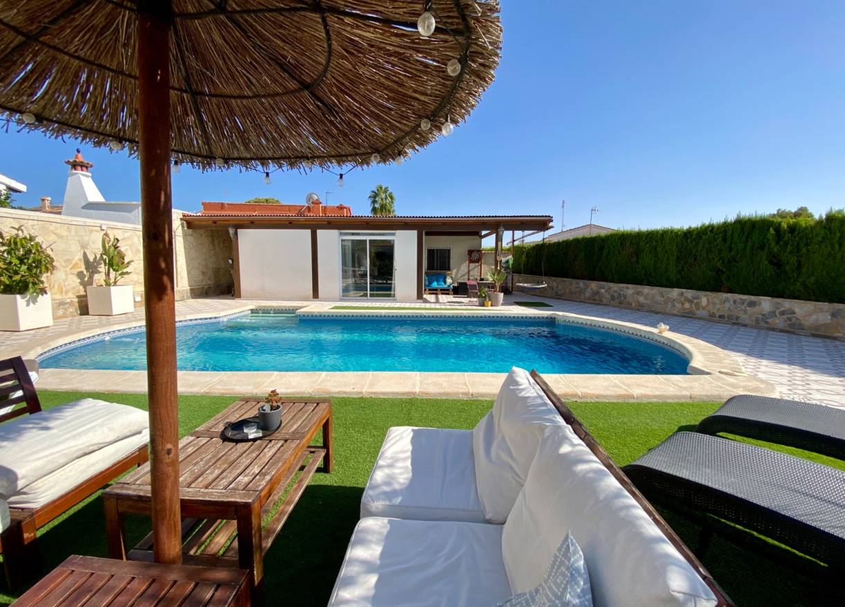 Bestaand - Villa - Ciudad Quesada