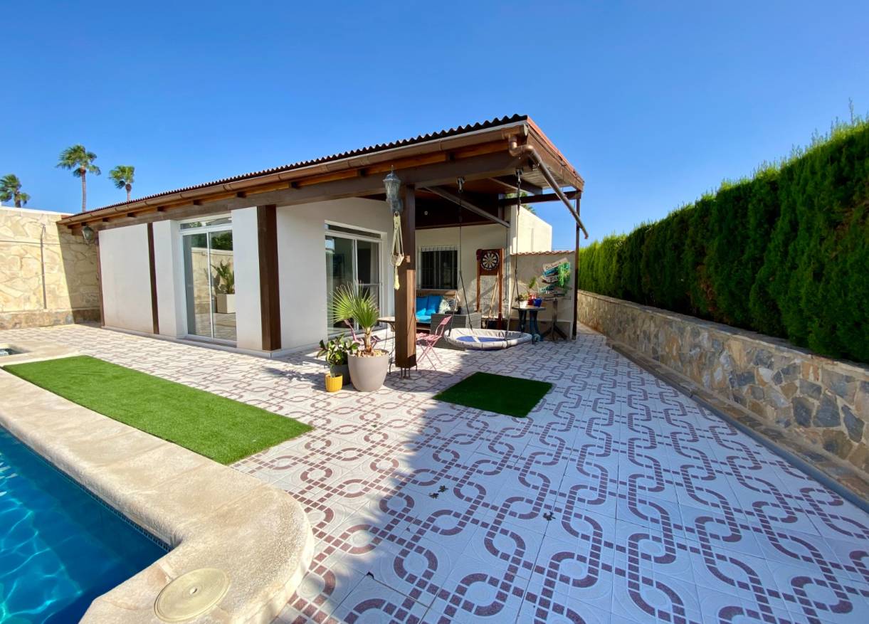 Bestaand - Villa - Ciudad Quesada