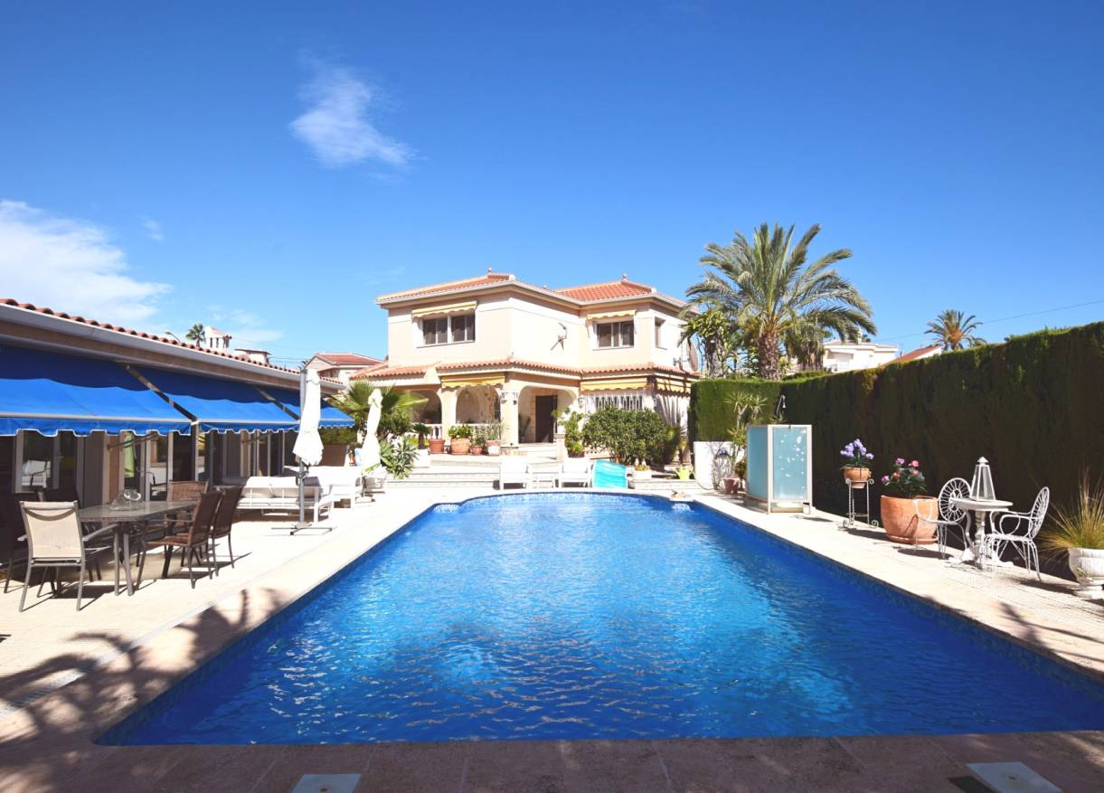 Bestaand - Villa - Ciudad Quesada - Central Quesada