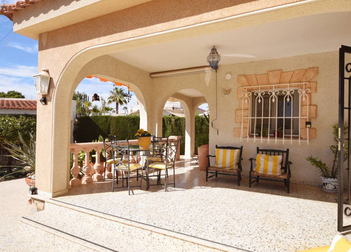 Bestaand - Villa - Ciudad Quesada - Central Quesada