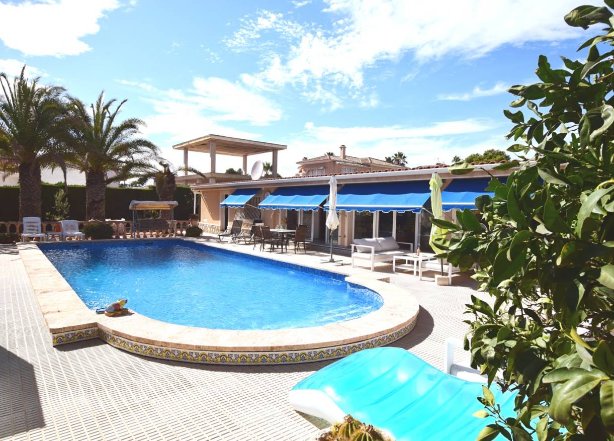 Bestaand - Villa - Ciudad Quesada - Central Quesada