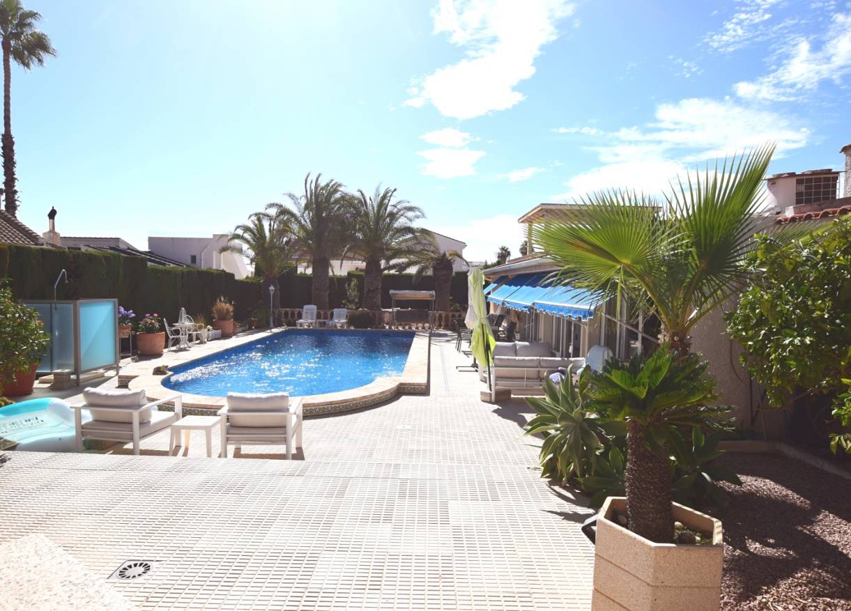 Bestaand - Villa - Ciudad Quesada - Central Quesada