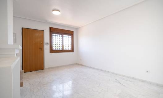 Bestaand - Townhouse / Semi-detached - San Miguel de Salinas - San Miguel