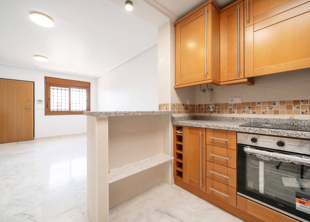 Bestaand - Townhouse / Semi-detached - San Miguel de Salinas - San Miguel