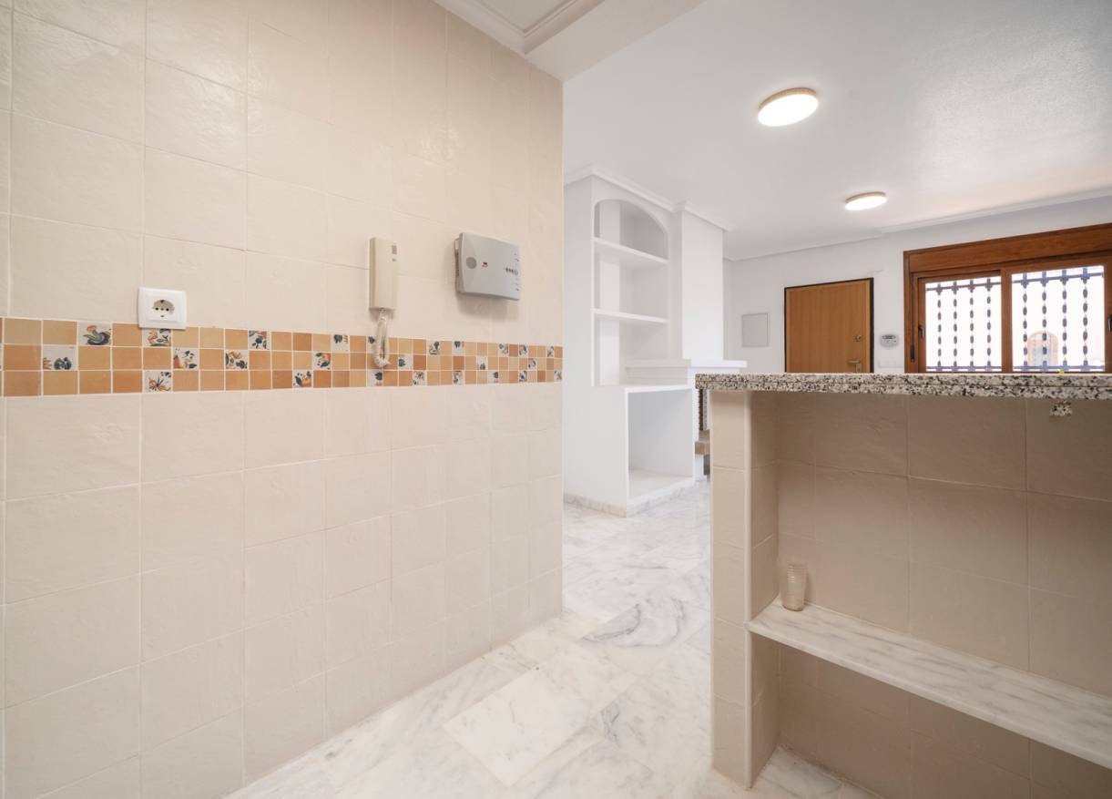 Bestaand - Townhouse / Semi-detached - San Miguel de Salinas - San Miguel