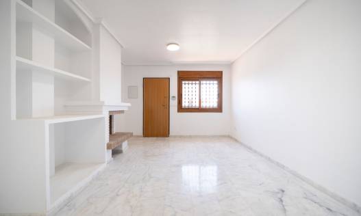 Bestaand - Townhouse / Semi-detached - San Miguel de Salinas - San Miguel